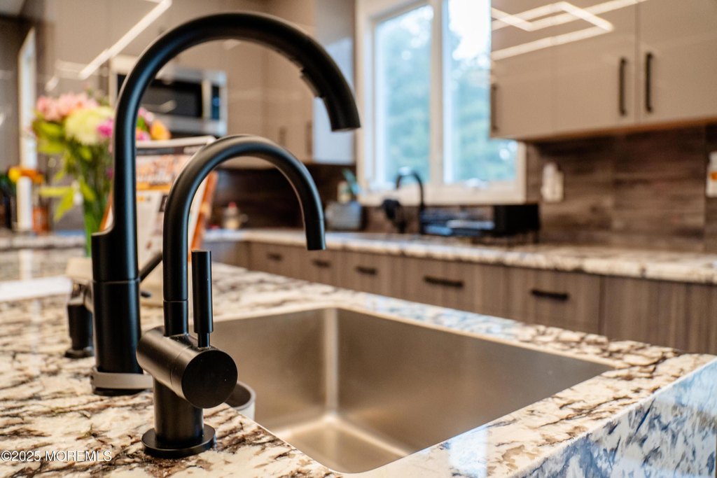 Toms River, New Jersey, 08755, United States, 7 Bedrooms Bedrooms, ,5 BathroomsBathrooms,Residential,Forsale,2008941