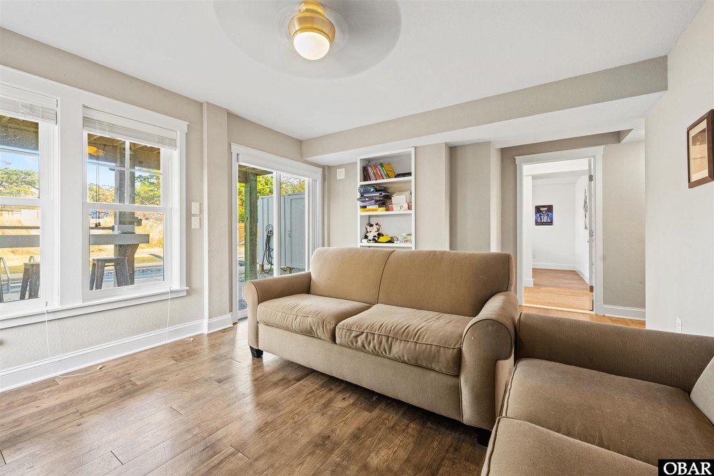 Kitty Hawk, North Carolina, 27949, United States, 4 Bedrooms Bedrooms, ,3.5 BathroomsBathrooms,Residential,Forsale,2004901