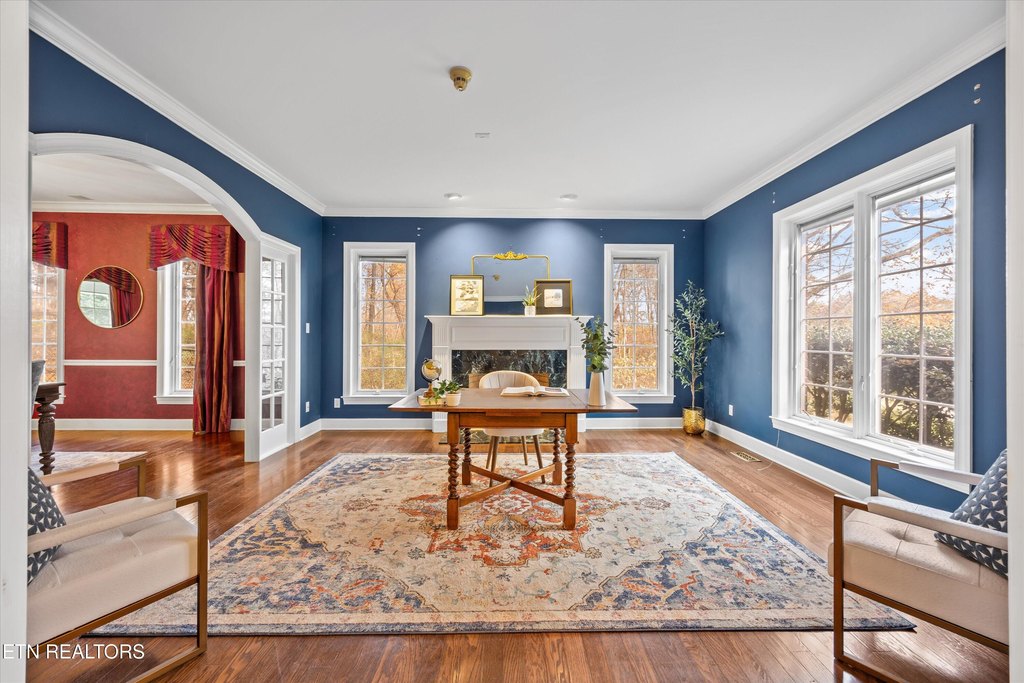 Maryville, Tennessee, 37803, United States, 5 Bedrooms Bedrooms, ,5.5 BathroomsBathrooms,Residential,Forsale,1999469