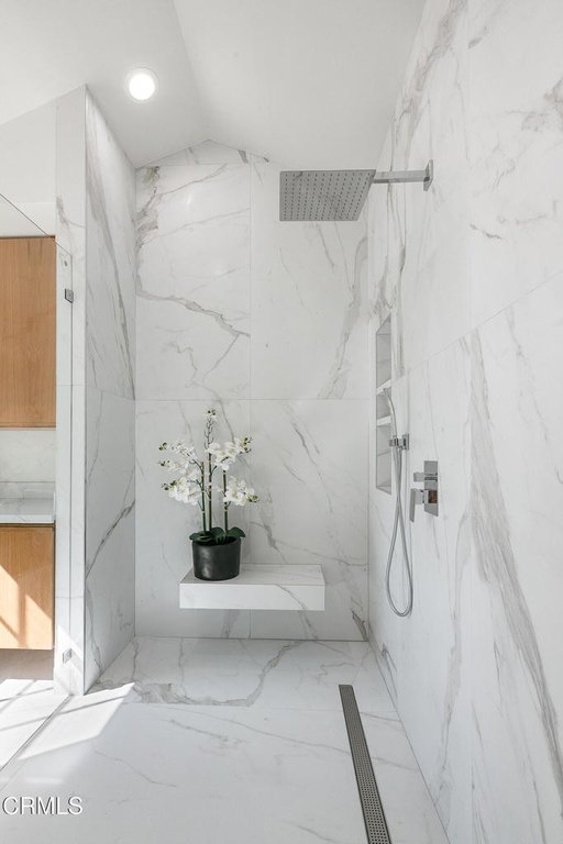 Camarillo, California, 93012, United States, 5 Bedrooms Bedrooms, ,6.5 BathroomsBathrooms,Residential,Forsale,2004523