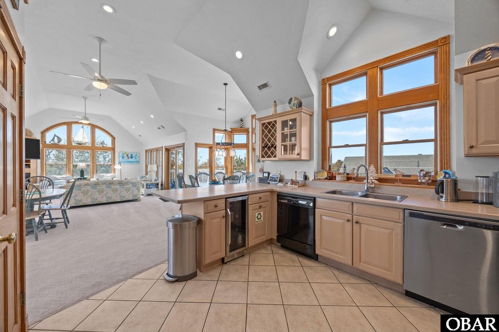 Southern Shores, North Carolina, 27949, United States, 6 Bedrooms Bedrooms, ,5.5 BathroomsBathrooms,Residential,Forsale,2004894