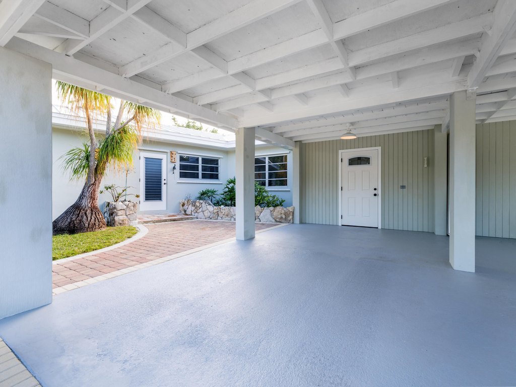 Big Pine, Florida, 33043, United States, 2 Bedrooms Bedrooms, ,1 BathroomBathrooms,Residential,Forsale,2011102