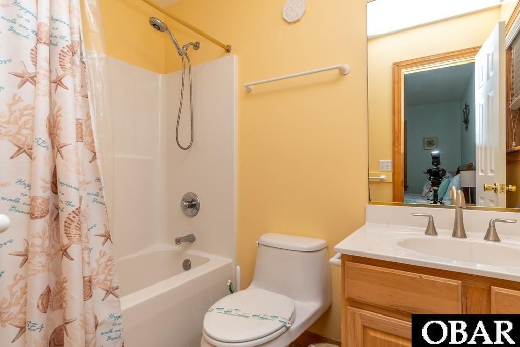 Hatteras, North Carolina, 27943, United States, 6 Bedrooms Bedrooms, ,5.5 BathroomsBathrooms,Residential,Forsale,2010254