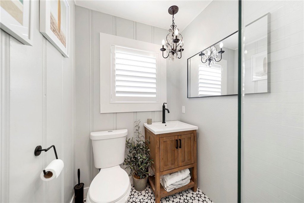 Oxnard, California, 93035, United States, 2 Bedrooms Bedrooms, ,2 BathroomsBathrooms,Residential,Forsale,2004319