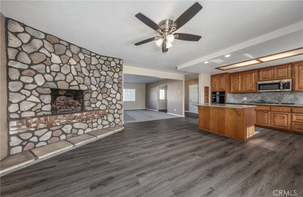 San Bernardino, California, 92404, United States, 3 Bedrooms Bedrooms, ,2 BathroomsBathrooms,Residential,Forsale,2007695