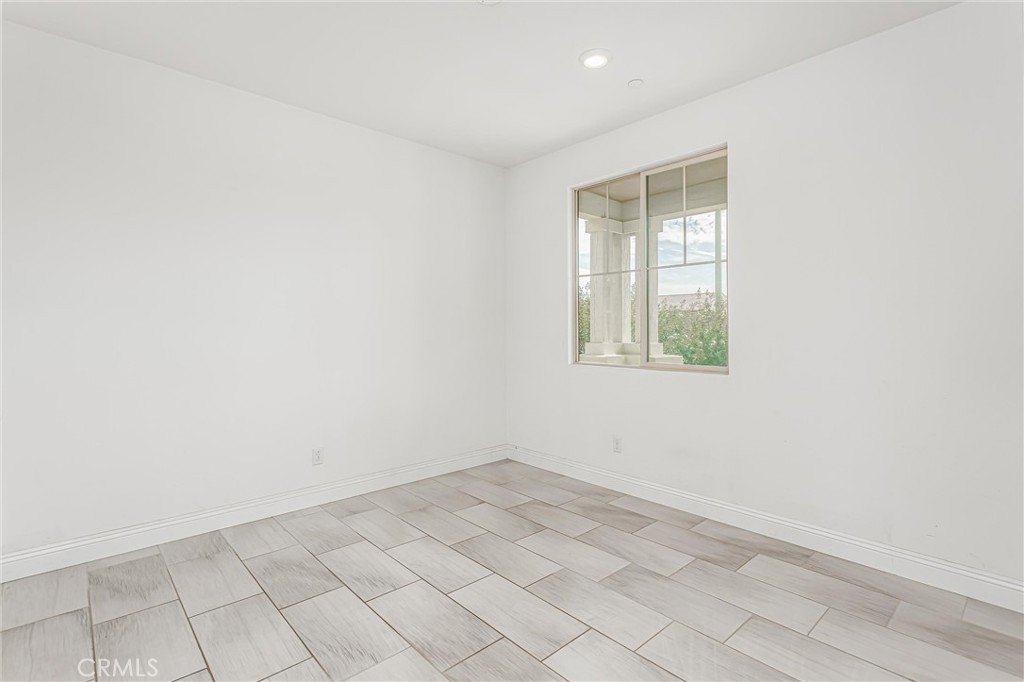 Loma Linda, California, 92354, United States, 5 Bedrooms Bedrooms, ,3 BathroomsBathrooms,Residential,Forsale,2007697