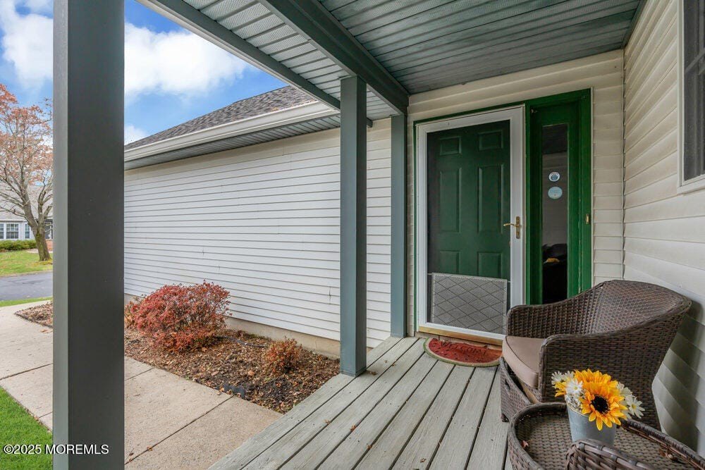 Wall, New Jersey, 07719, United States, 2 Bedrooms Bedrooms, ,2.5 BathroomsBathrooms,Residential,Forsale,2004838