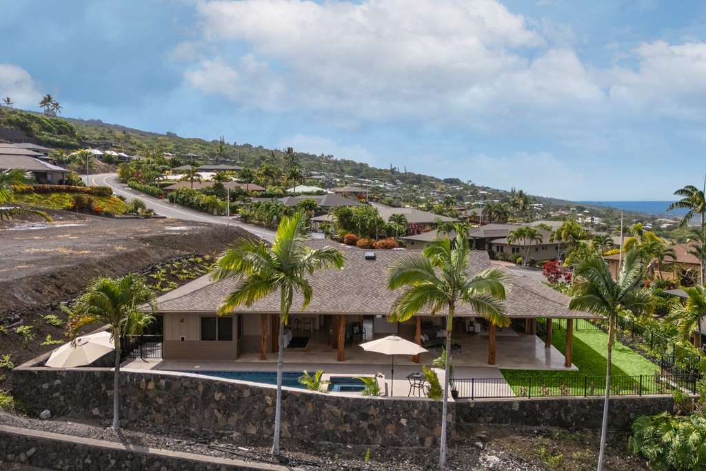Kailua-Kona, Hawaii, 96740, United States, 4 Bedrooms Bedrooms, ,4.5 BathroomsBathrooms,Residential,Forsale,2004413