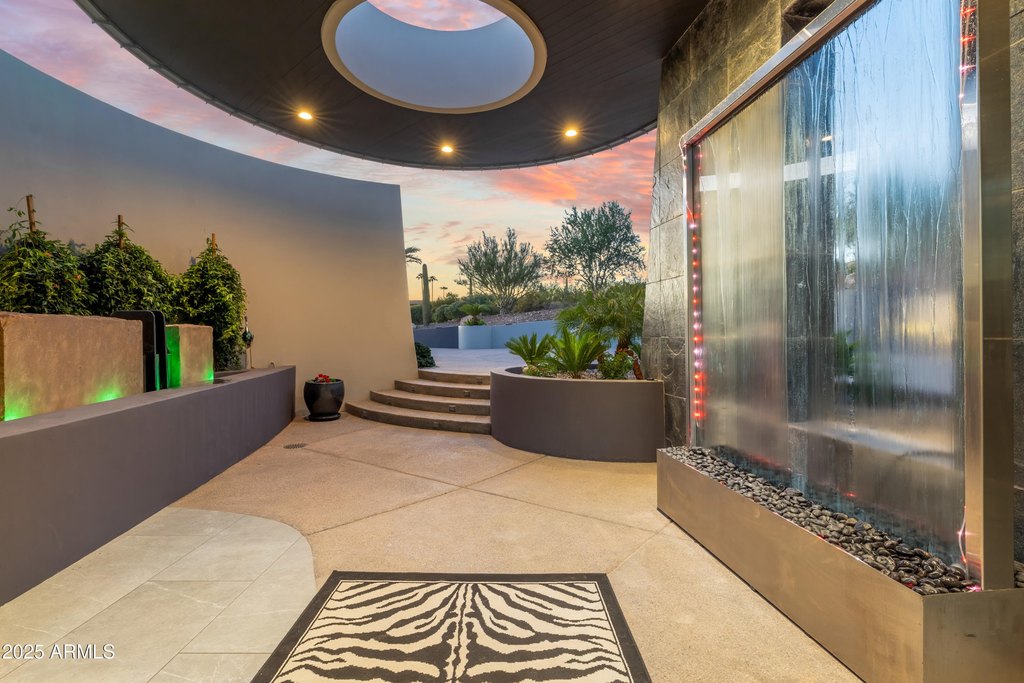 Paradise Valley, Arizona, 85253, United States, 5 Bedrooms Bedrooms, ,6.5 BathroomsBathrooms,Residential,Forsale,2004936