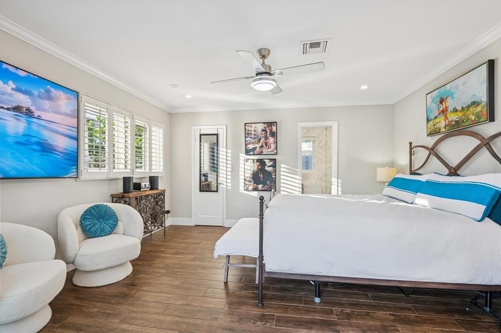 Wilton Manors, Florida, 33305, United States, 3 Bedrooms Bedrooms, ,2 BathroomsBathrooms,Residential,Forsale,2004492