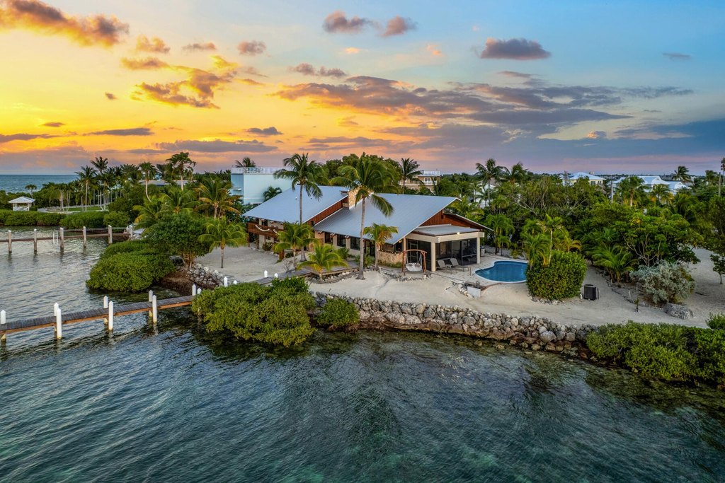 Marathon, Florida, 33050, United States, 3 Bedrooms Bedrooms, ,3 BathroomsBathrooms,Residential,Forsale,2011130