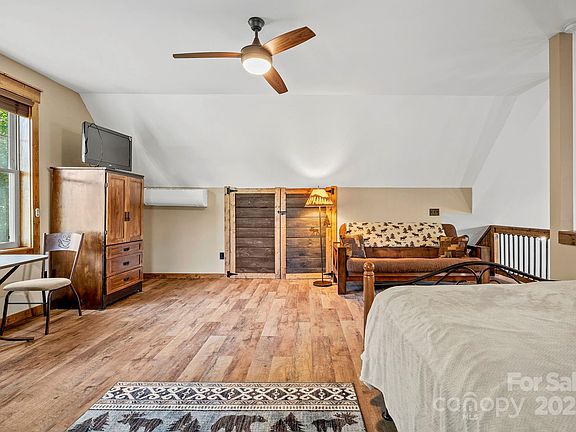 Leicester, North Carolina, 28748, United States, 3 Bedrooms Bedrooms, ,2 BathroomsBathrooms,Residential,Forsale,2004307