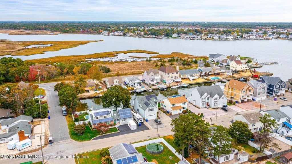 Brick, New Jersey, 08723, United States, 4 Bedrooms Bedrooms, ,2 BathroomsBathrooms,Residential,Forsale,2004834