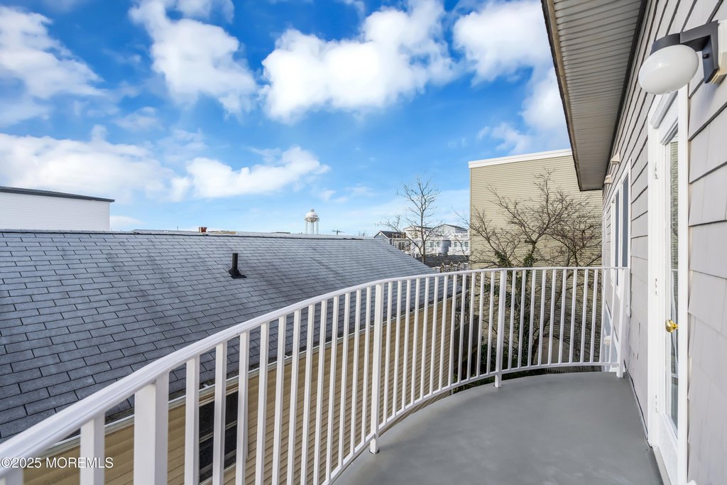 Seaside Heights, New Jersey, 08751, United States, 2 Bedrooms Bedrooms, ,2 BathroomsBathrooms,Residential,Forsale,2008940