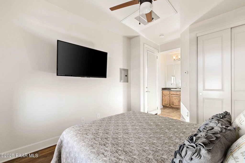 Prescott, Arizona, 86301, United States, 4 Bedrooms Bedrooms, ,3 BathroomsBathrooms,Residential,Forsale,2011274