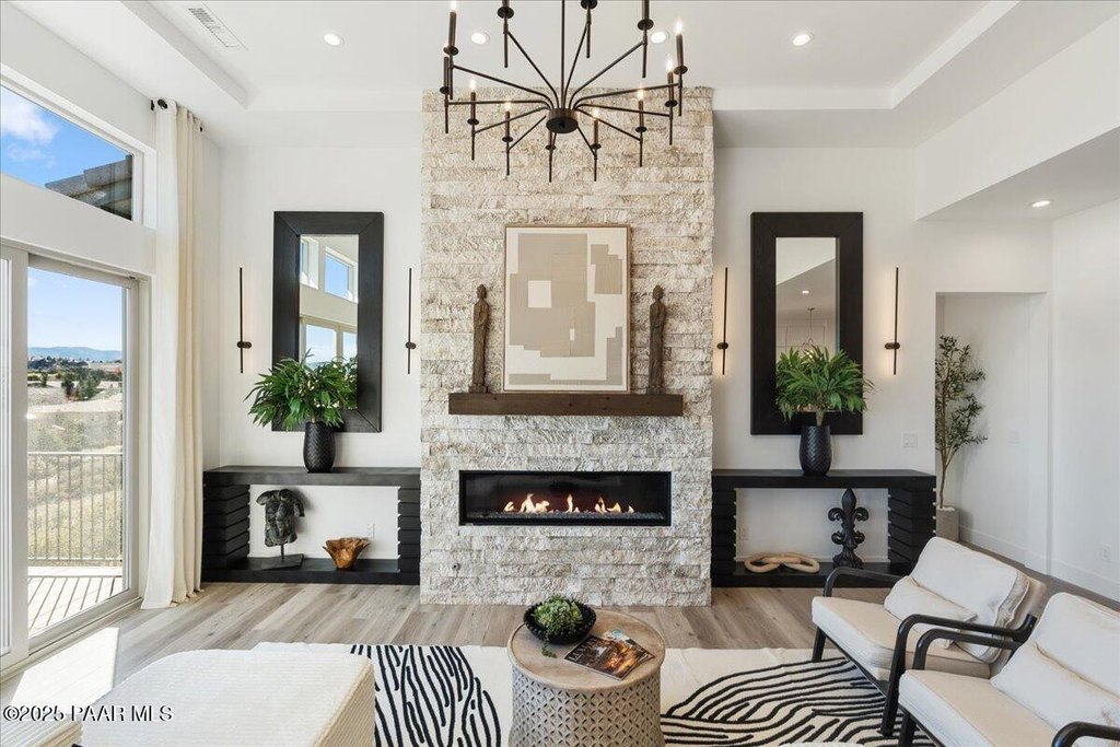 Prescott, Arizona, 86301, United States, 3 Bedrooms Bedrooms, ,2.5 BathroomsBathrooms,Residential,Forsale,2011267