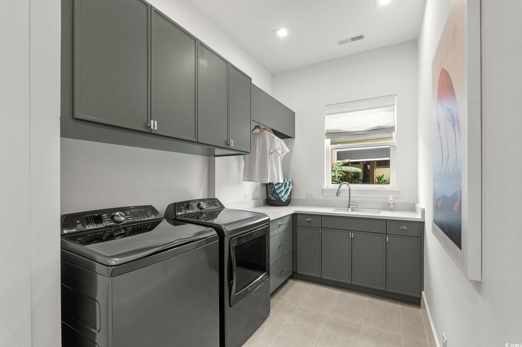 Myrtle Beach, South Carolina, 29579, United States, 4 Bedrooms Bedrooms, ,4.5 BathroomsBathrooms,Residential,Forsale,2008932