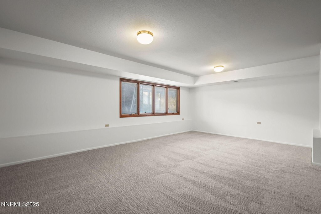 Reno, Nevada, 89519, United States, 3 Bedrooms Bedrooms, ,2 BathroomsBathrooms,Residential,Forsale,2012837