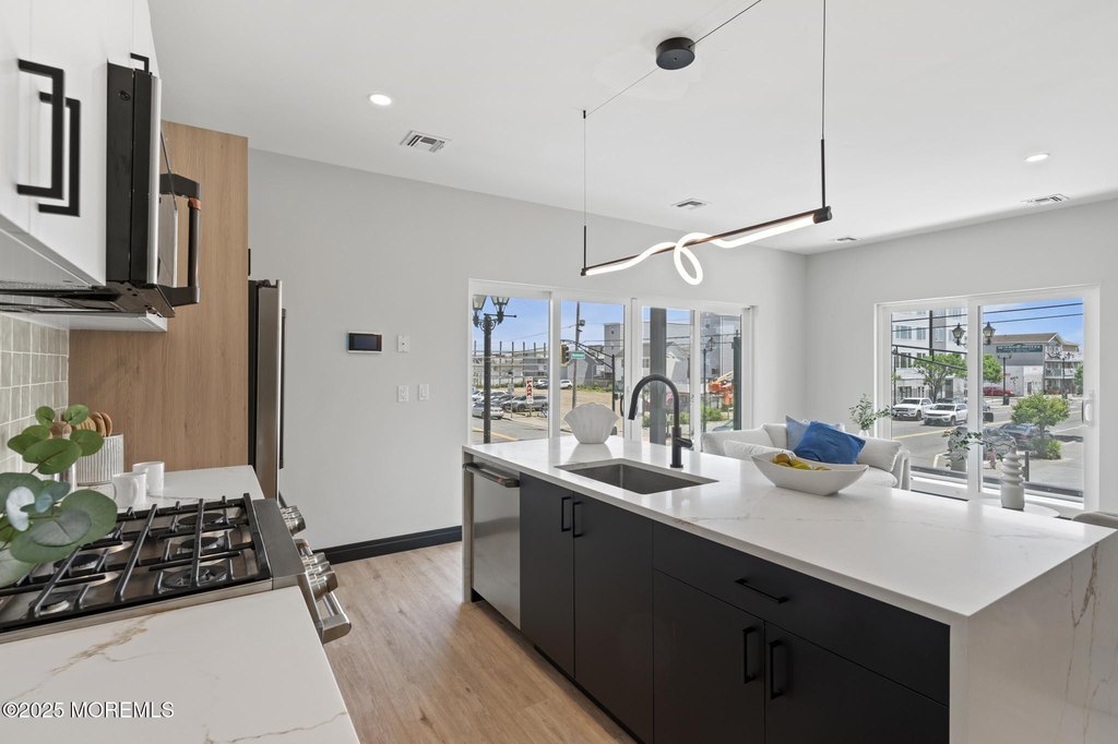 Seaside Heights, New Jersey, 08751, United States, 3 Bedrooms Bedrooms, ,2.5 BathroomsBathrooms,Residential,Forsale,2004844