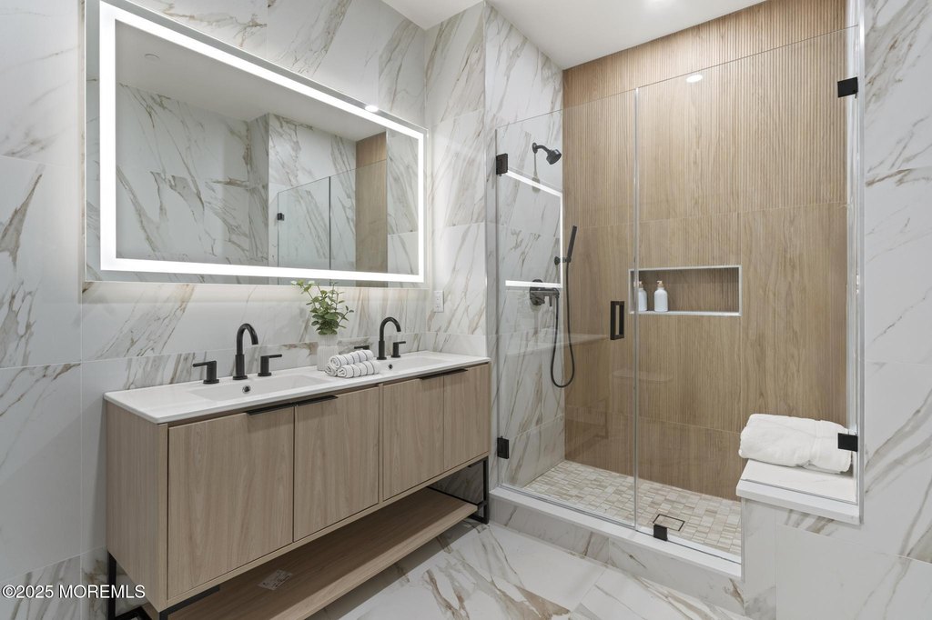 Seaside Heights, New Jersey, 08751, United States, 3 Bedrooms Bedrooms, ,2.5 BathroomsBathrooms,Residential,Forsale,2004844