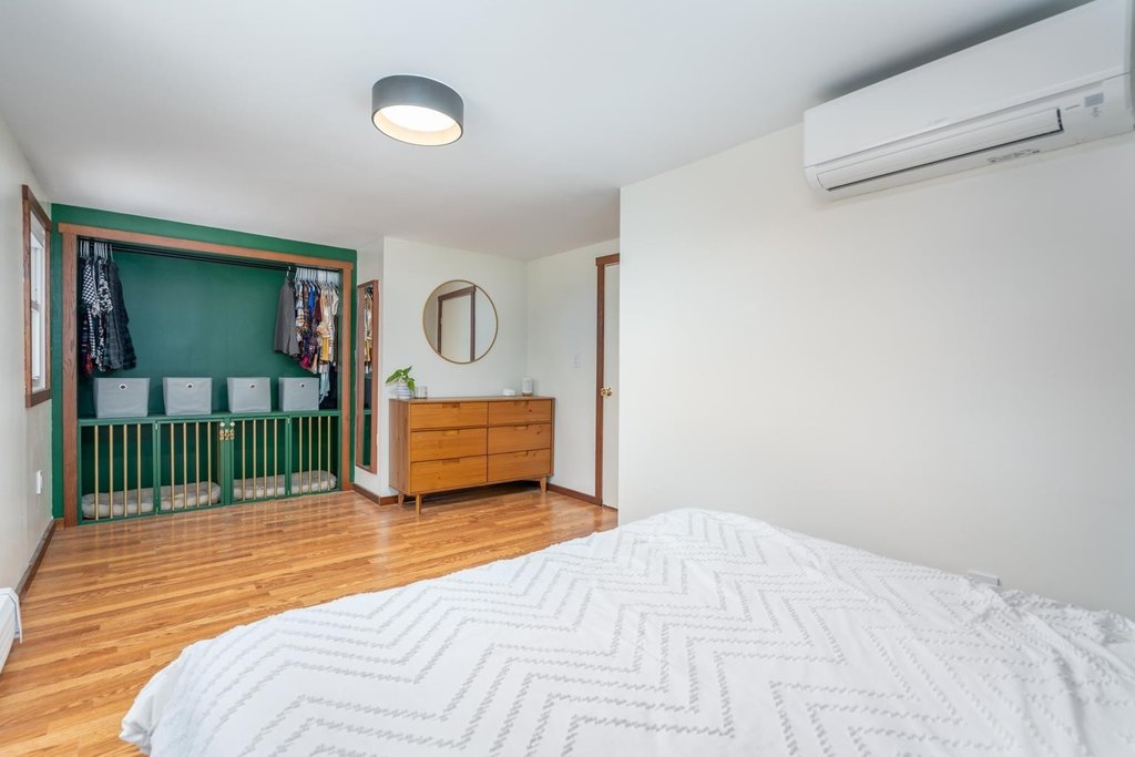 Strafford, New Hampshire, 03884, United States, 3 Bedrooms Bedrooms, ,1.5 BathroomsBathrooms,Residential,Forsale,2011248