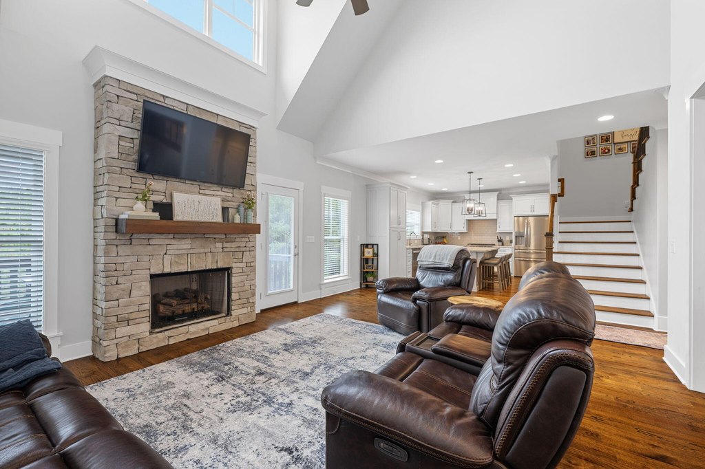 Soddy Daisy, Tennessee, 37379, United States, 4 Bedrooms Bedrooms, ,3.5 BathroomsBathrooms,Residential,Forsale,2011256