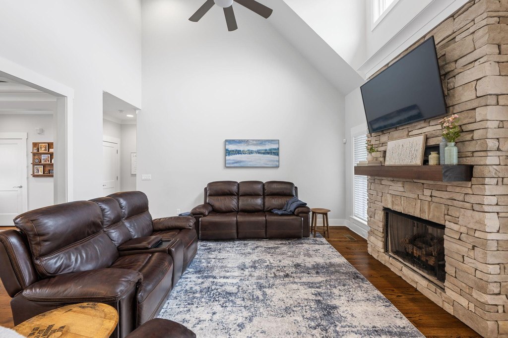 Soddy Daisy, Tennessee, 37379, United States, 4 Bedrooms Bedrooms, ,3.5 BathroomsBathrooms,Residential,Forsale,2011256