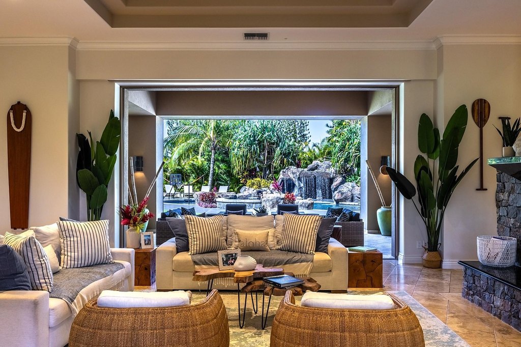 Lahaina, Hawaii, 96761, United States, 3 Bedrooms Bedrooms, ,3.5 BathroomsBathrooms,Residential,Forsale,2004557