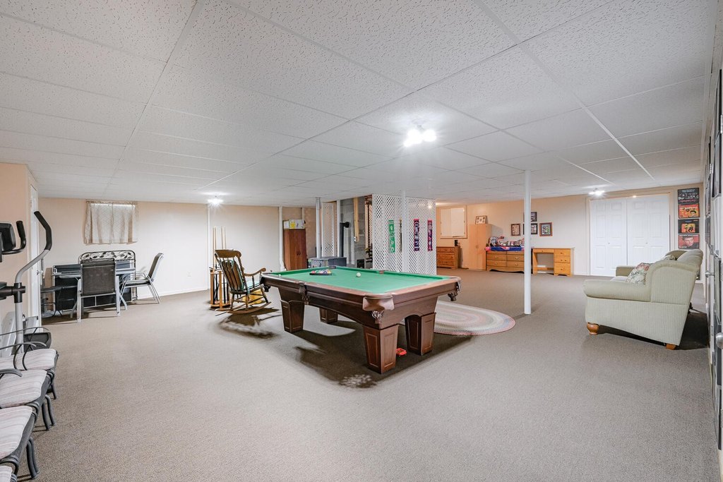 Hallowell, Maine, 04347, United States, 2 Bedrooms Bedrooms, ,3 BathroomsBathrooms,Residential,Forsale,2011250