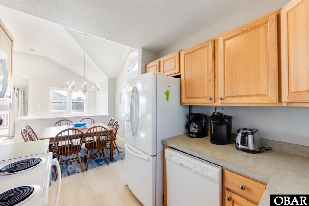 Corolla, North Carolina, 27927, United States, 5 Bedrooms Bedrooms, ,3 BathroomsBathrooms,Residential,Forsale,2010251