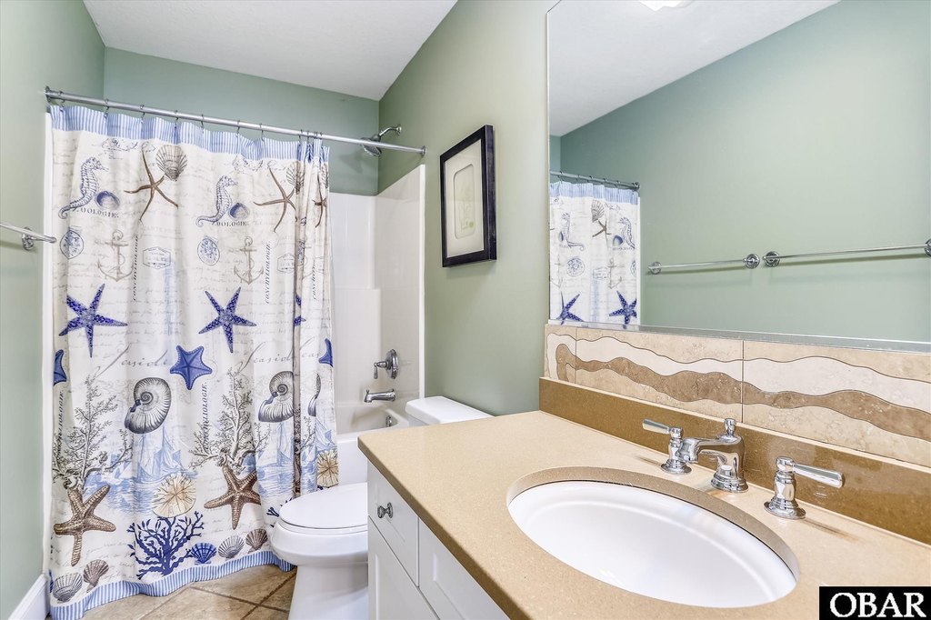 Duck, North Carolina, 27949, United States, 5 Bedrooms Bedrooms, ,5.5 BathroomsBathrooms,Residential,Forsale,2010256