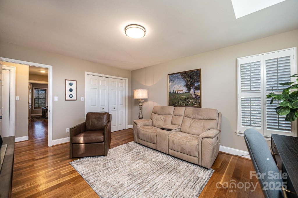 Hickory, North Carolina, 28601, United States, 3 Bedrooms Bedrooms, ,2 BathroomsBathrooms,Residential,Forsale,2014455