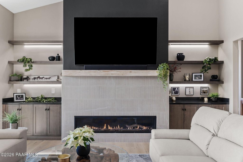 Prescott, Arizona, 86305, United States, 3 Bedrooms Bedrooms, ,4 BathroomsBathrooms,Residential,Forsale,2011273