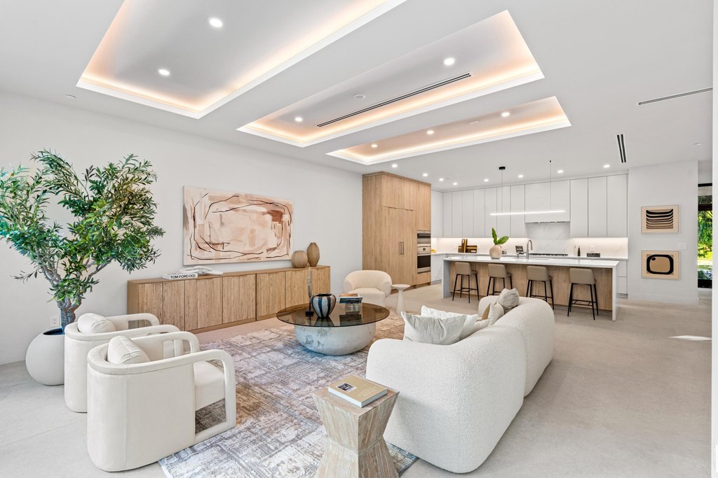 Delray Beach, Florida, 33483, United States, 5 Bedrooms Bedrooms, ,5.5 BathroomsBathrooms,Residential,Forsale,2009891