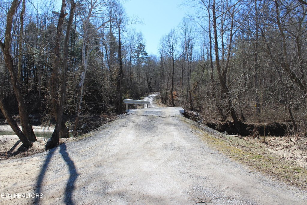 Jamestown, Tennessee, 38556, United States, 3 Bedrooms Bedrooms, ,1 BathroomBathrooms,Residential,Forsale,1885987