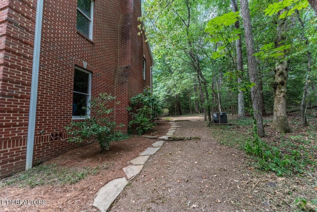 Crossville, Tennessee, 38555, United States, 3 Bedrooms Bedrooms, ,3.5 BathroomsBathrooms,Residential,Forsale,1995006