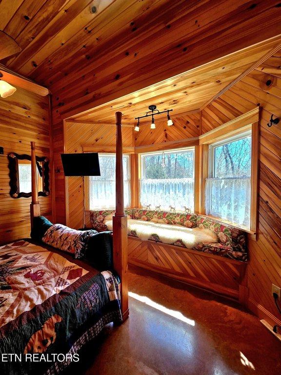 Allardt, Tennessee, 38504, United States, 1 Bedroom Bedrooms, ,1 BathroomBathrooms,Residential,Forsale,1995011