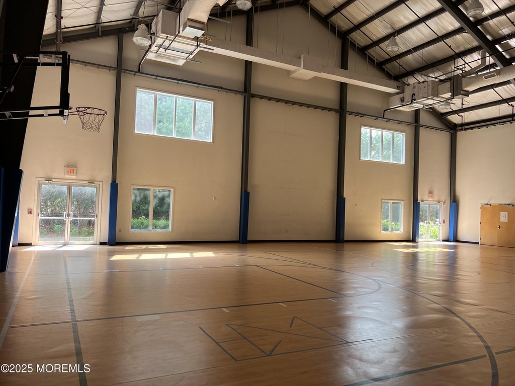 Eatontown, New Jersey, 07724, United States, ,Residential,Forsale,1984559