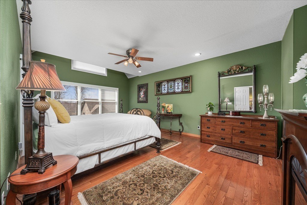 Byrdstown, Tennessee, 38549, United States, 3 Bedrooms Bedrooms, ,3 BathroomsBathrooms,Residential,Forsale,1967348