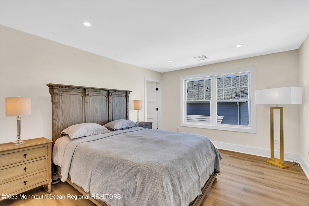 Seaside Park, New Jersey, 08752, United States, 7 Bedrooms Bedrooms, ,7 BathroomsBathrooms,Residential,Forsale,1922405