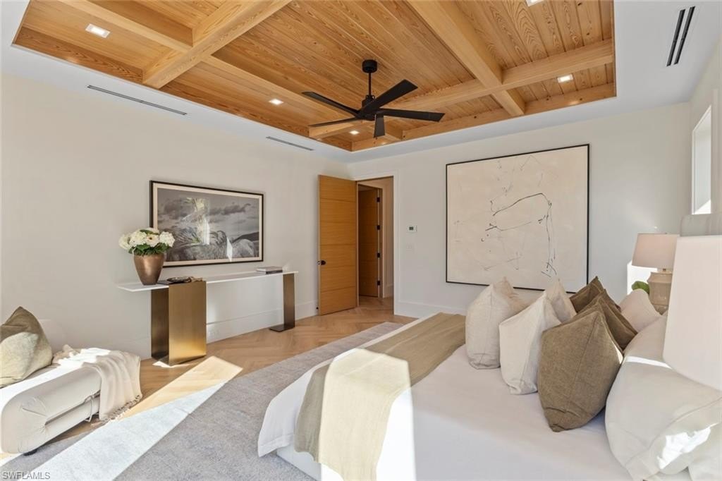 NAPLES, Florida, 34102, United States, 5 Bedrooms Bedrooms, ,5.5 BathroomsBathrooms,Residential,Forsale,2011524