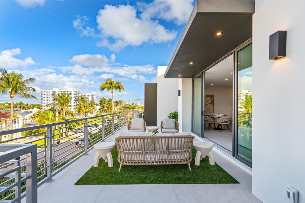 Delray Beach, Florida, 33483, United States, 5 Bedrooms Bedrooms, ,5.5 BathroomsBathrooms,Residential,Forsale,2009891