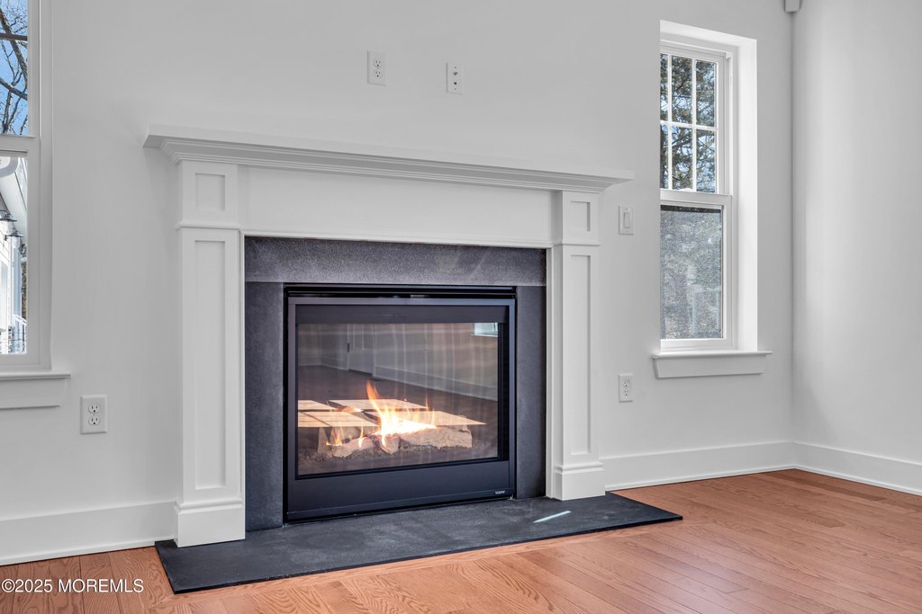 Waretown, New Jersey, 08758, United States, 5 Bedrooms Bedrooms, ,3 BathroomsBathrooms,Residential,Forsale,1964525