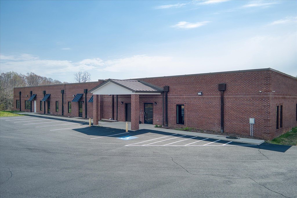 Byrdstown, Tennessee, 38549, United States, ,Residential,Forsale,1962009