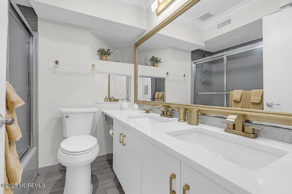 Point Pleasant Beach, New Jersey, 08742, United States, 5 Bedrooms Bedrooms, ,3 BathroomsBathrooms,Residential,Forsale,2003969