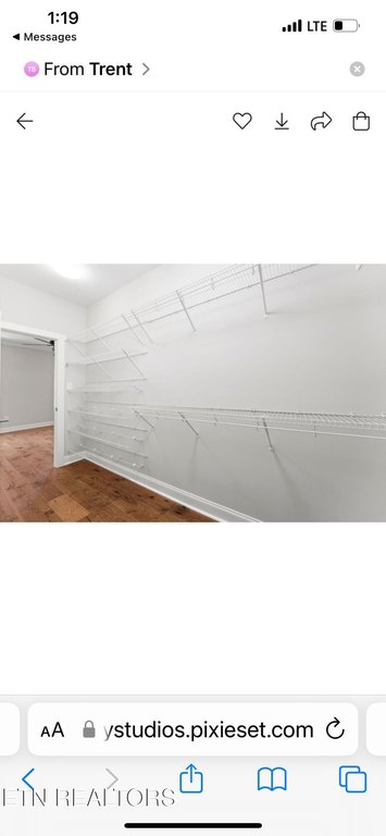 Lenoir City, Tennessee, 37771, United States, 5 Bedrooms Bedrooms, ,3.5 BathroomsBathrooms,Residential,Forsale,1999349