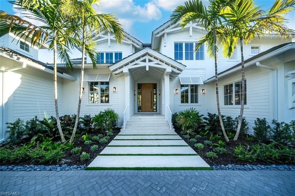 NAPLES, Florida, 34102, United States, 5 Bedrooms Bedrooms, ,5.5 BathroomsBathrooms,Residential,Forsale,2011524