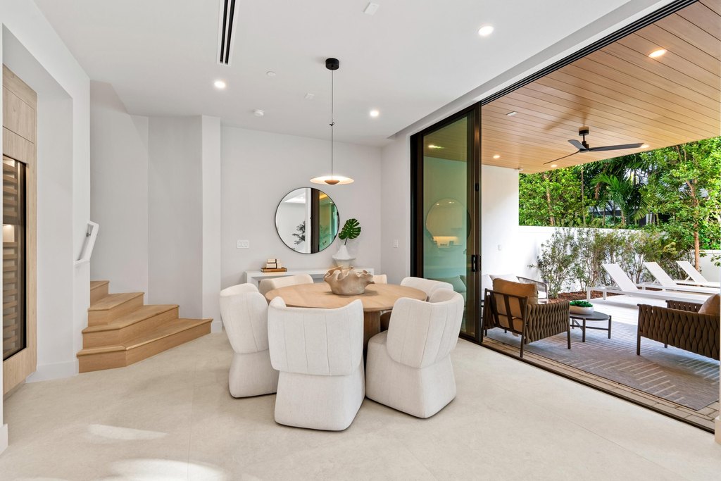 Delray Beach, Florida, 33483, United States, 5 Bedrooms Bedrooms, ,5.5 BathroomsBathrooms,Residential,Forsale,2009891