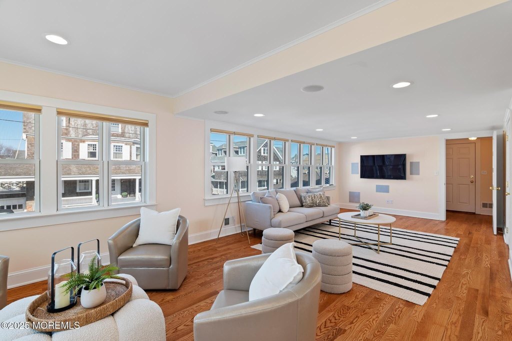 Bay Head, New Jersey, 08742, United States, 8 Bedrooms Bedrooms, ,6 BathroomsBathrooms,Residential,Forsale,1884429