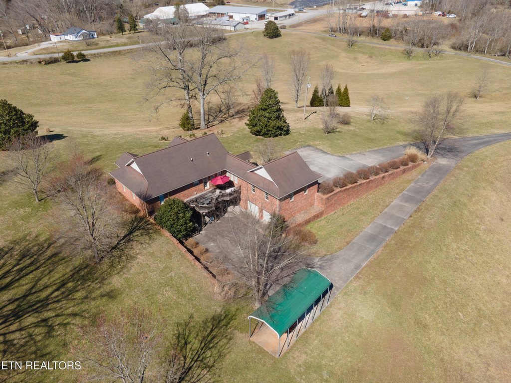 Sparta, Tennessee, 38583, United States, 6 Bedrooms Bedrooms, ,3 BathroomsBathrooms,Residential,Forsale,1885999